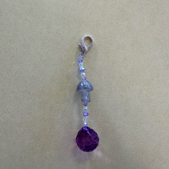 Handmade Amethyst Keychains - Picture 2 of 4
